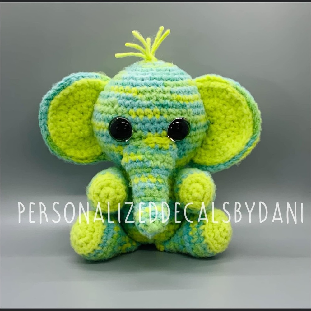 Crochet elephant